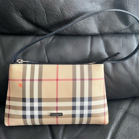 pochette burberry costo|burberry pocket tote.